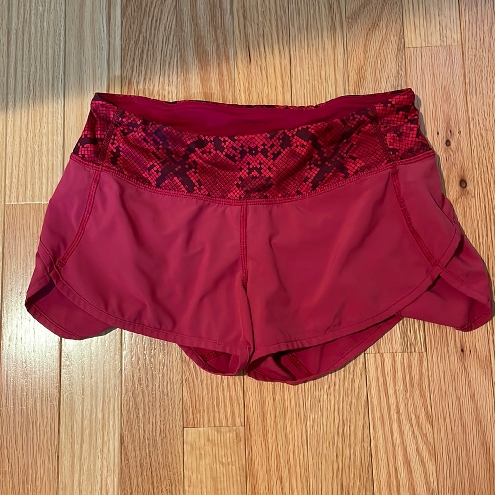 Lululemon Speed Up size 2 shorts